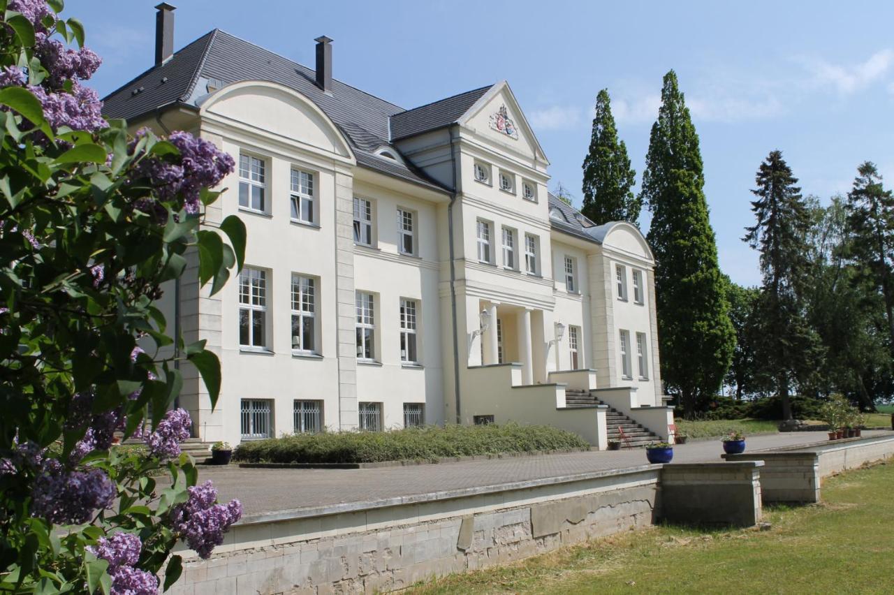 Schloss Wichmannsdorf Kröpelin Zewnętrze zdjęcie